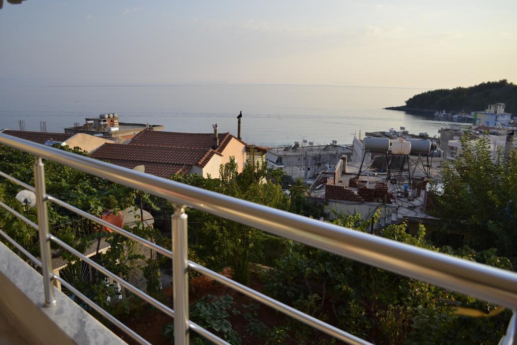 Riviera Rooms Himare Phòng bức ảnh