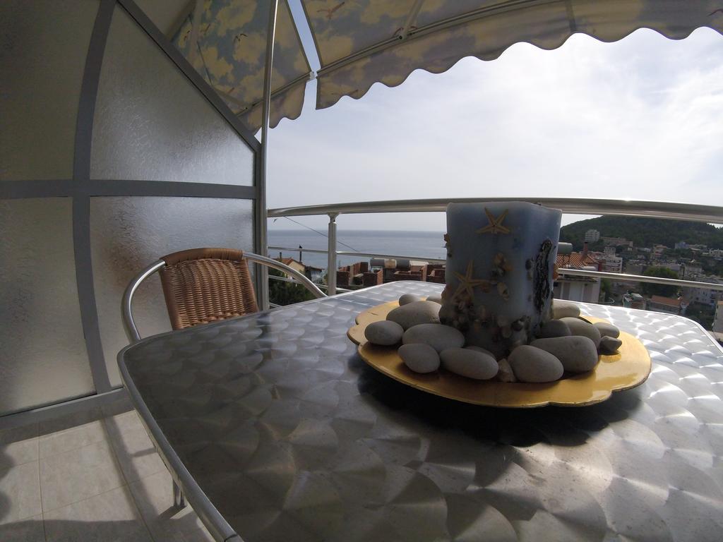 Riviera Rooms Himare Ngoại thất bức ảnh
