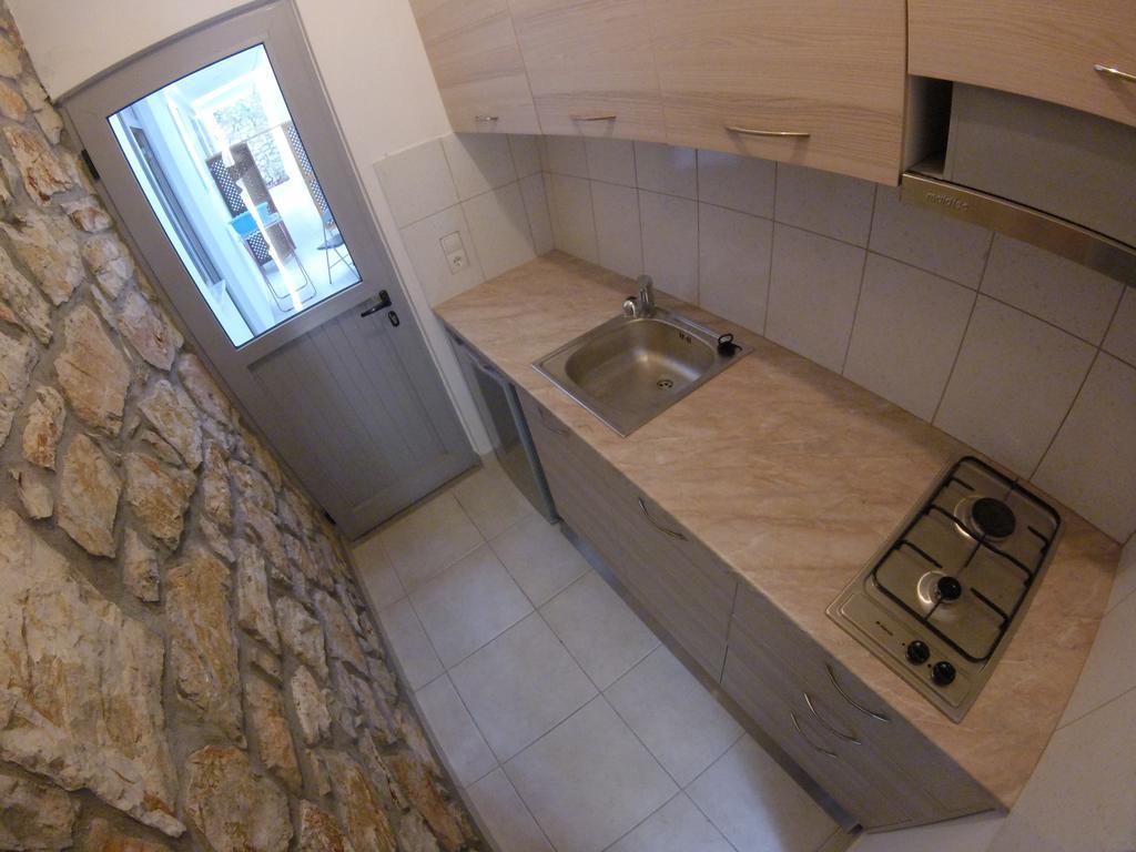 Riviera Rooms Himare Ngoại thất bức ảnh