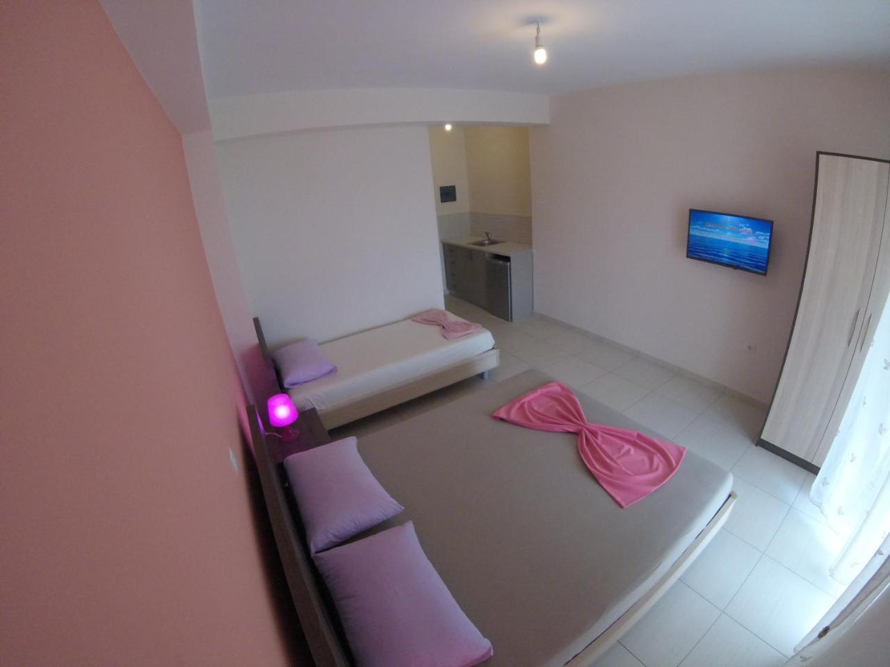 Riviera Rooms Himare Ngoại thất bức ảnh